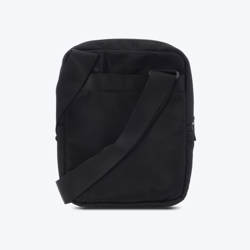 LA TERRA flat reporter - TRE261M102-01