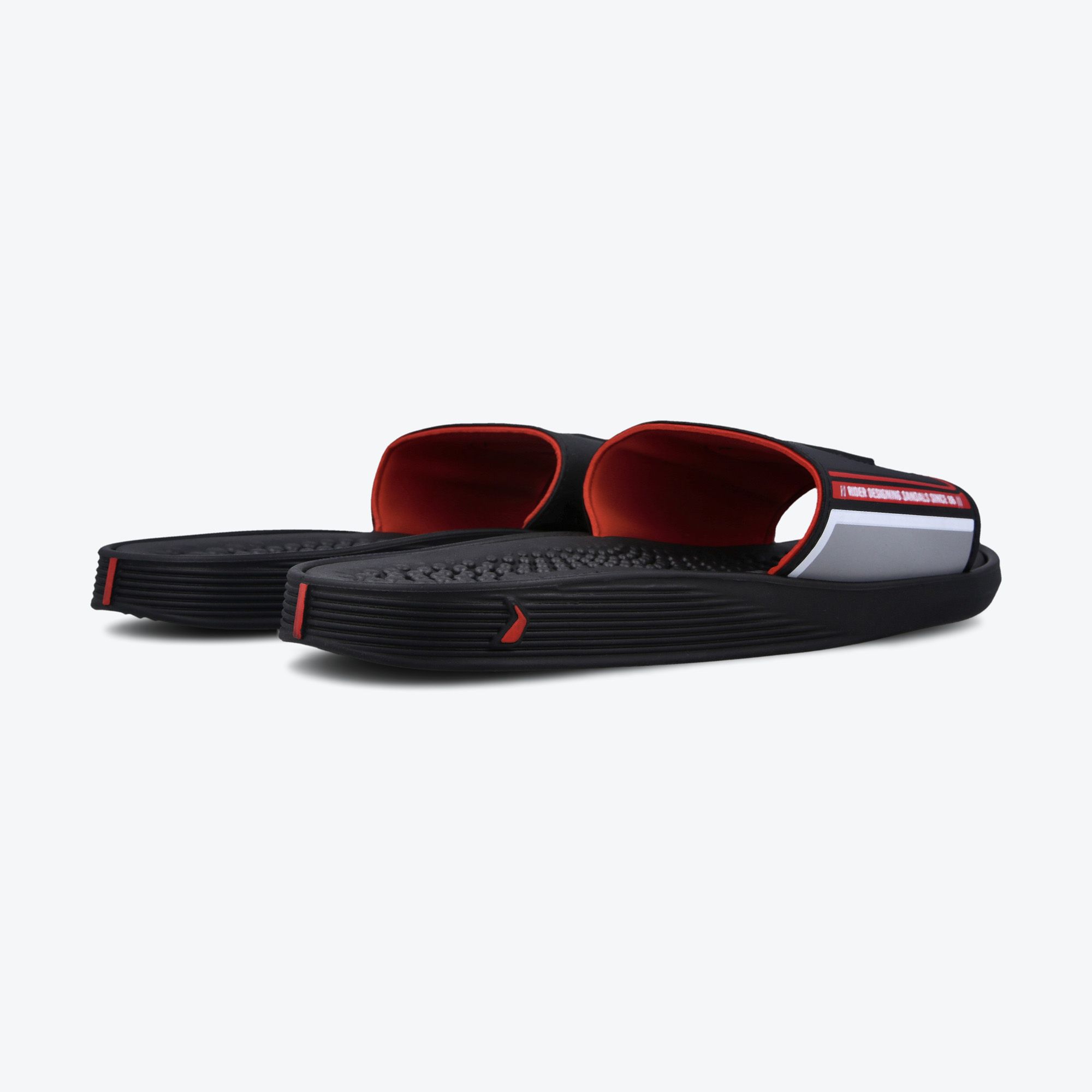 Nike benassi deals golden check slides