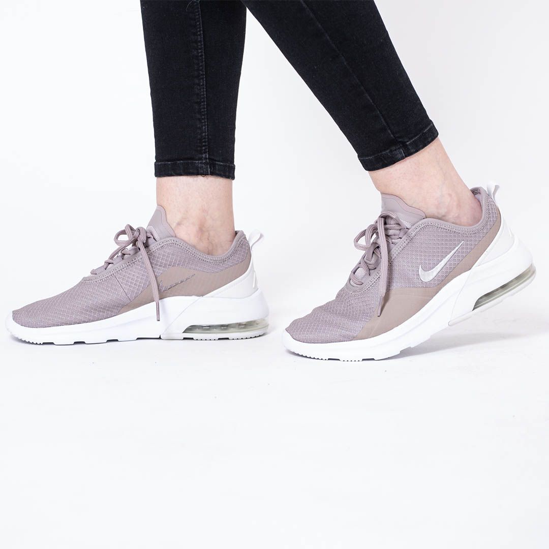 PATIKE WMNS NIKE AIR MAX MOTION 2 W - AO0352-203