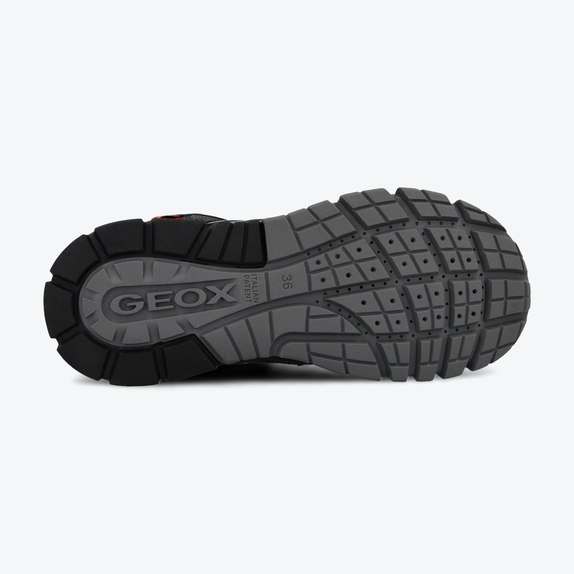 Geox Jongens J Montrack Boy B ABX Sneakers, zwart, 32 EU Geox Jongens J Montrack Boy B ABX Sneakers, zwart, 32 EU