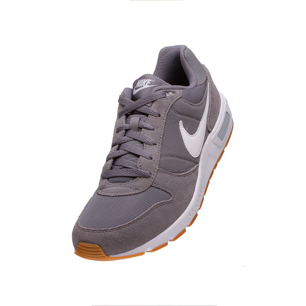nike nightgazer m