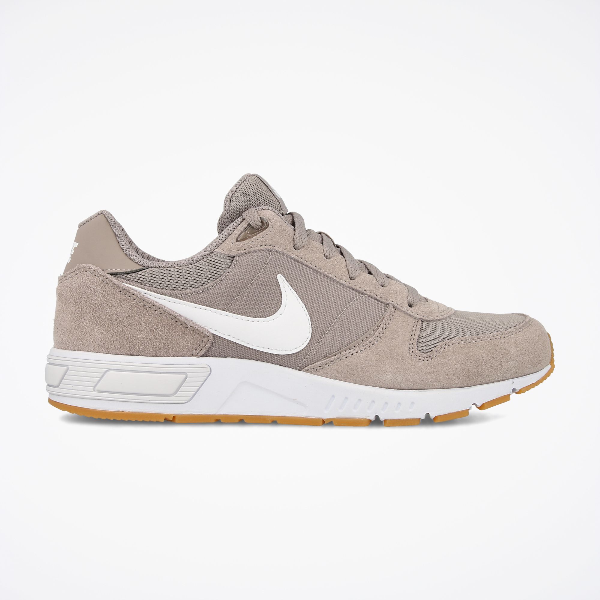 nike nightgazer cena