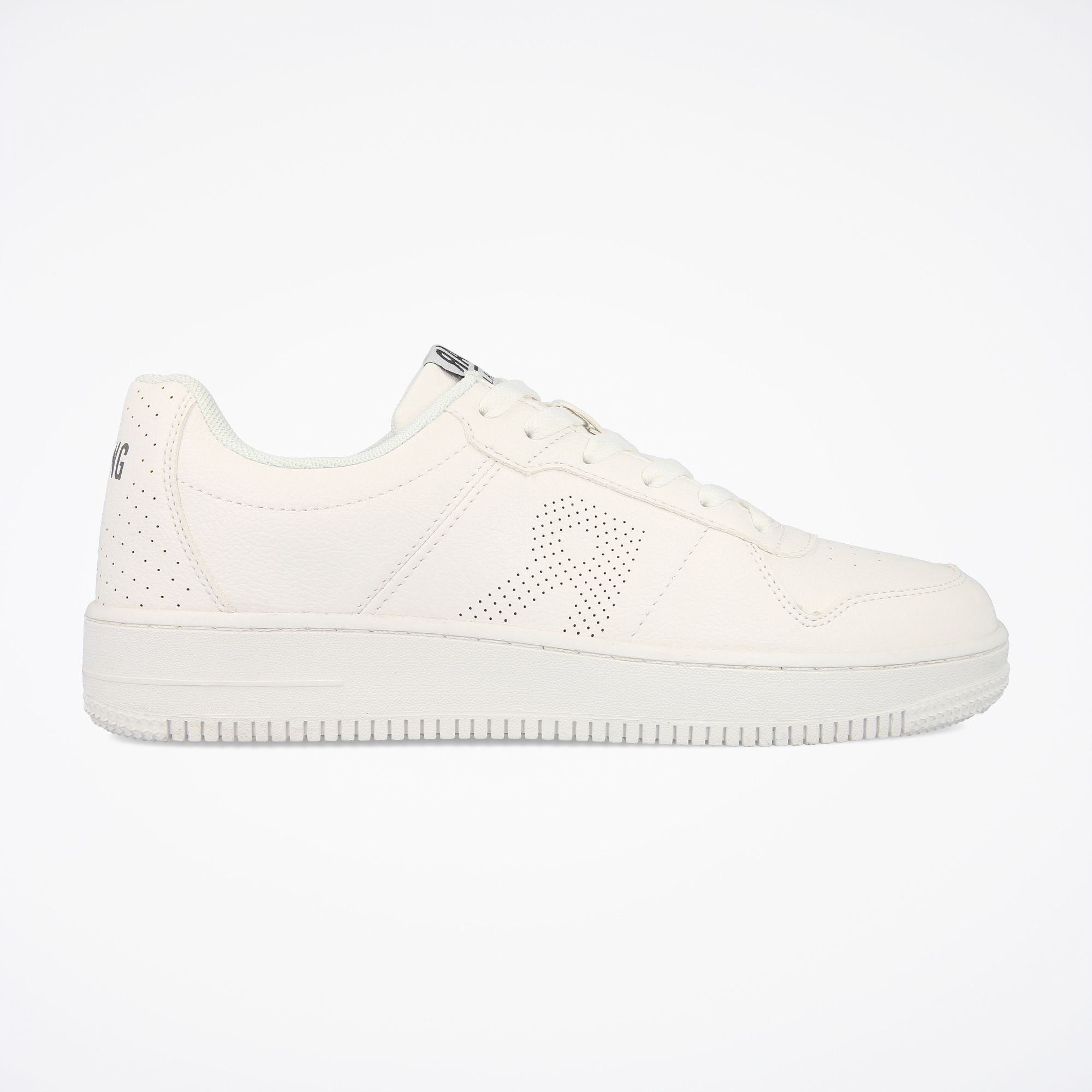 Patike Atlanta Low M Ymf17105 01